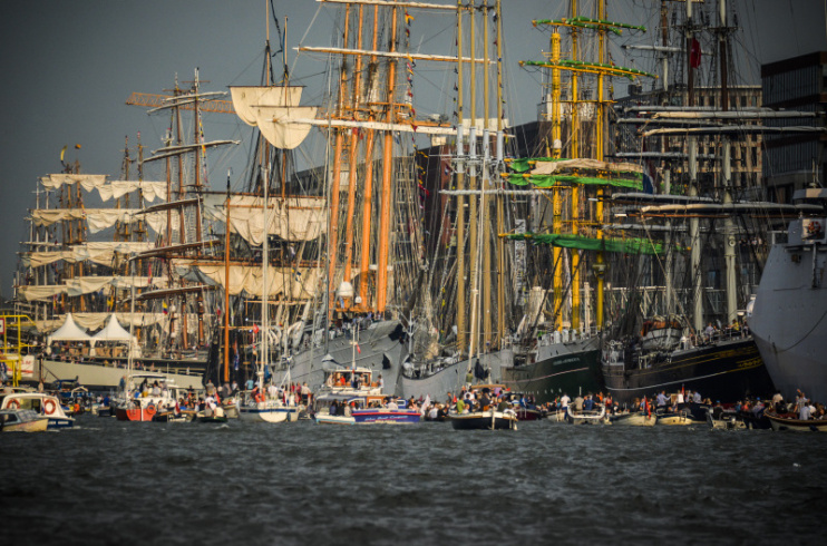Sail Amsterdam – přehlídka největších plachetnic a historických plavidel
